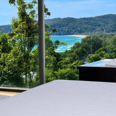 バルコニーと海の眺めがある2ベッドルームアパートメント — Q Kata Residence